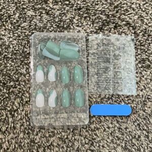 24pcs Long Almond Green French Graphic Fake Nail & 1sheet Tape & 1pc Nail File